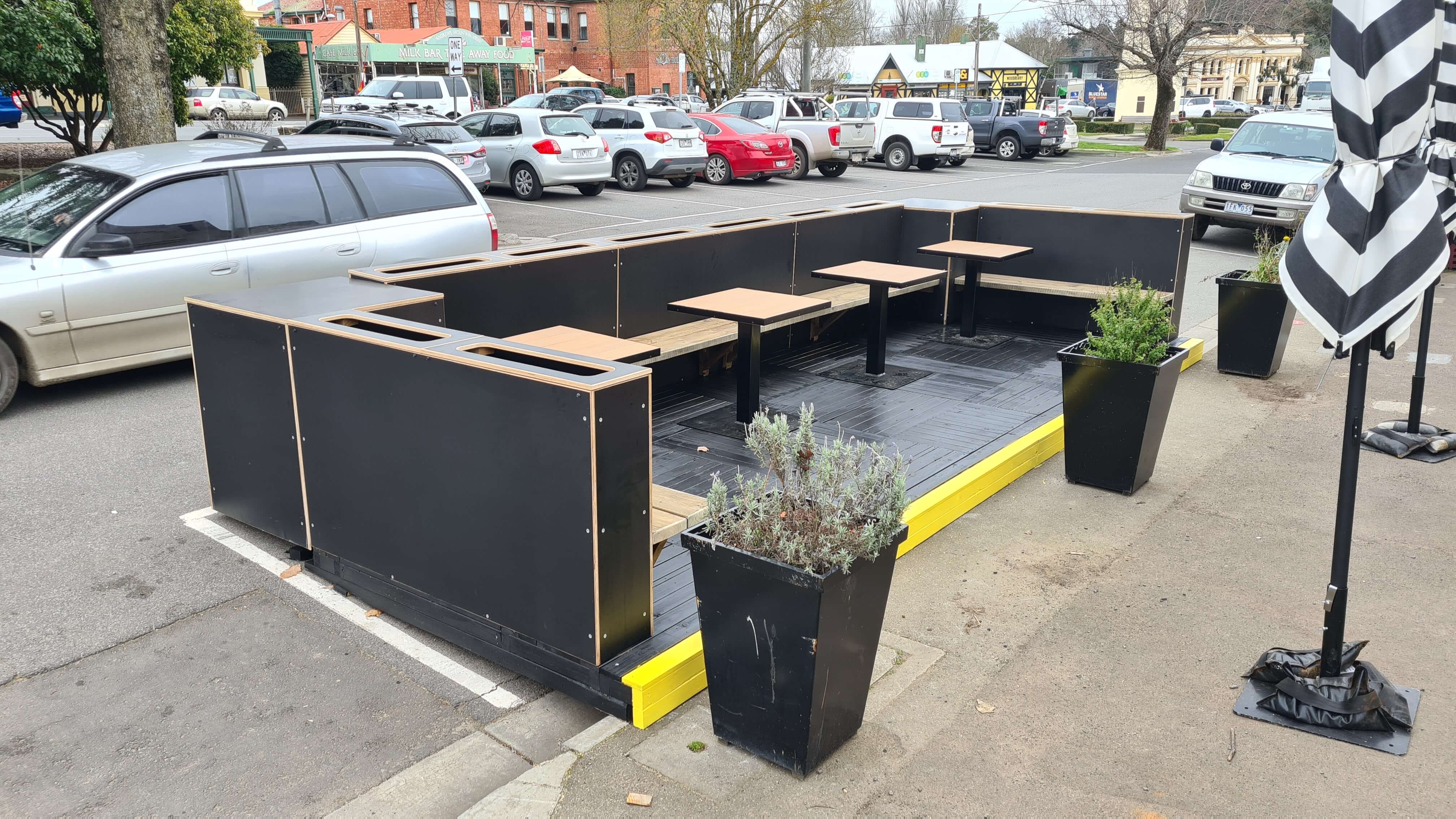 Fox in the Chamber - Concrete bollards, black formply with fixed furniture