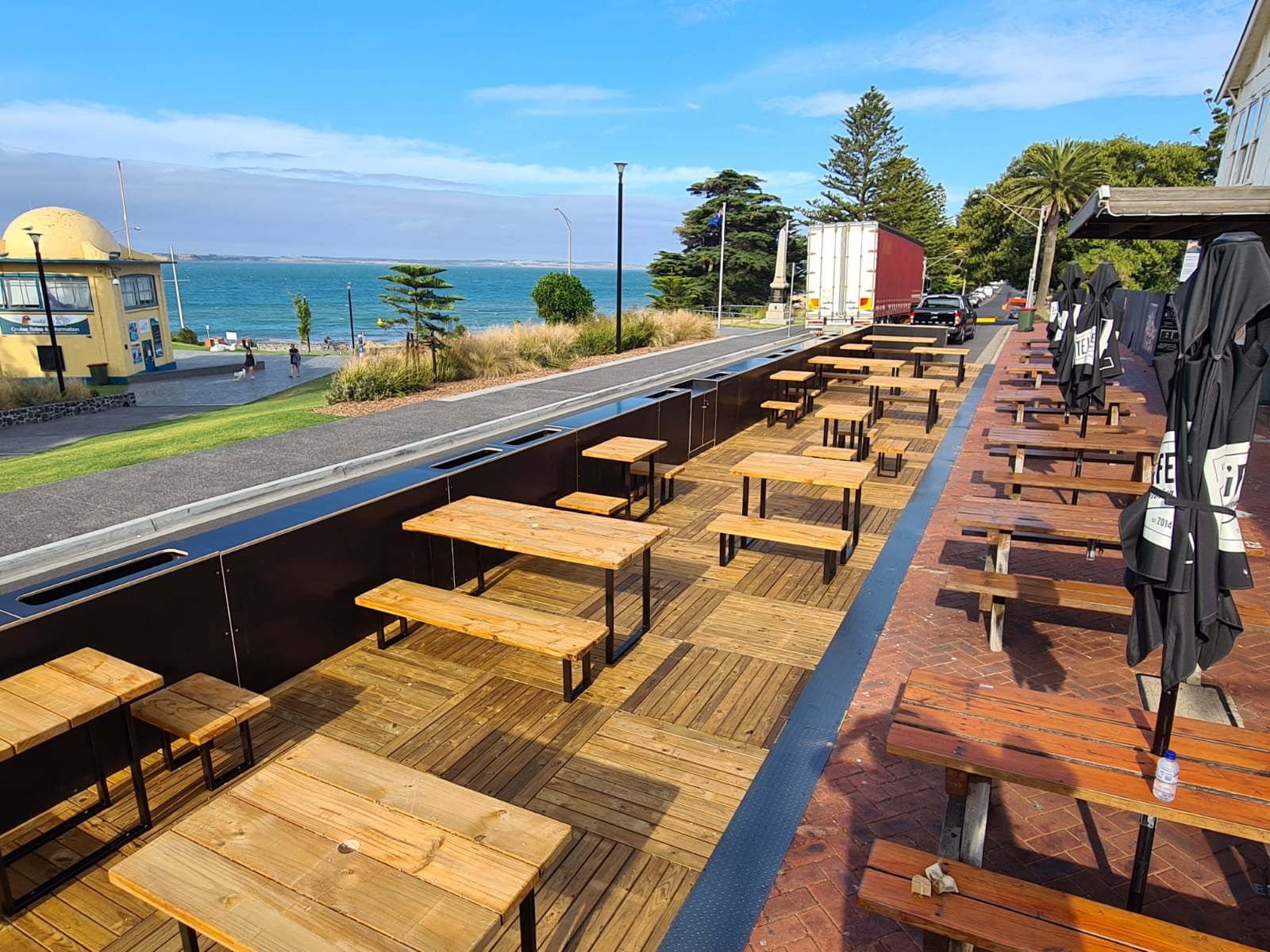 Hotel Phillip Island Parklet 